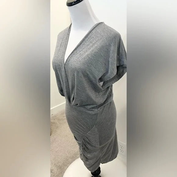 IRO Paris Koany Mini Plunge Neck Grey Stretch Women’s Size XS - Picture 4 of 8